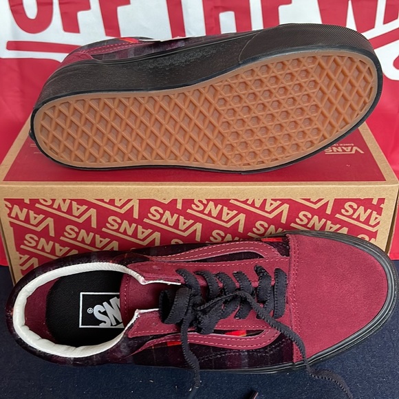 Vans Old Skool Stac
Velvet Plaid Port/Black
VNOA7Q5M02Y
WMNS Platforms - sneaker - Picture 4 of 16